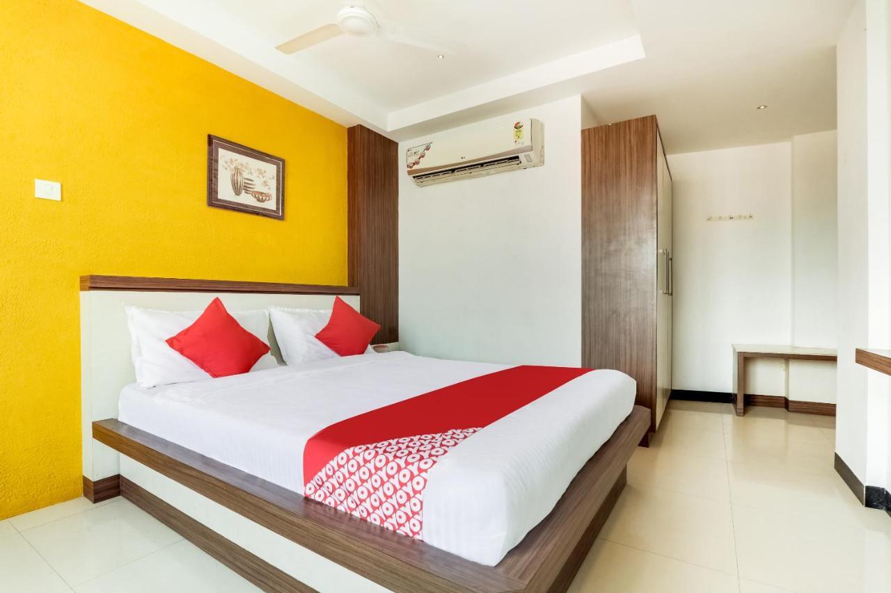 Oyo 61247 Hotel Vijayalakshmi Tiruppur Exterior foto